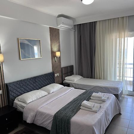 Vento Di Mare Appartement Peraía Buitenkant foto