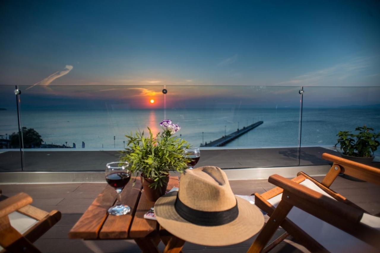 Vento Di Mare Appartement Peraía Buitenkant foto